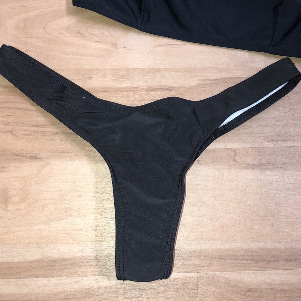 Two piece bikini - Picture 5 of 6